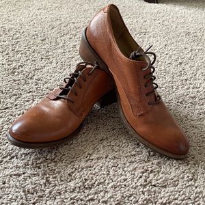 Frye brown oxfords 7.5